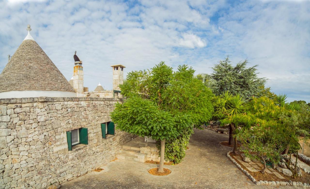 Trulli Girasoli E Viole Cocolicchio Екстер'єр фото